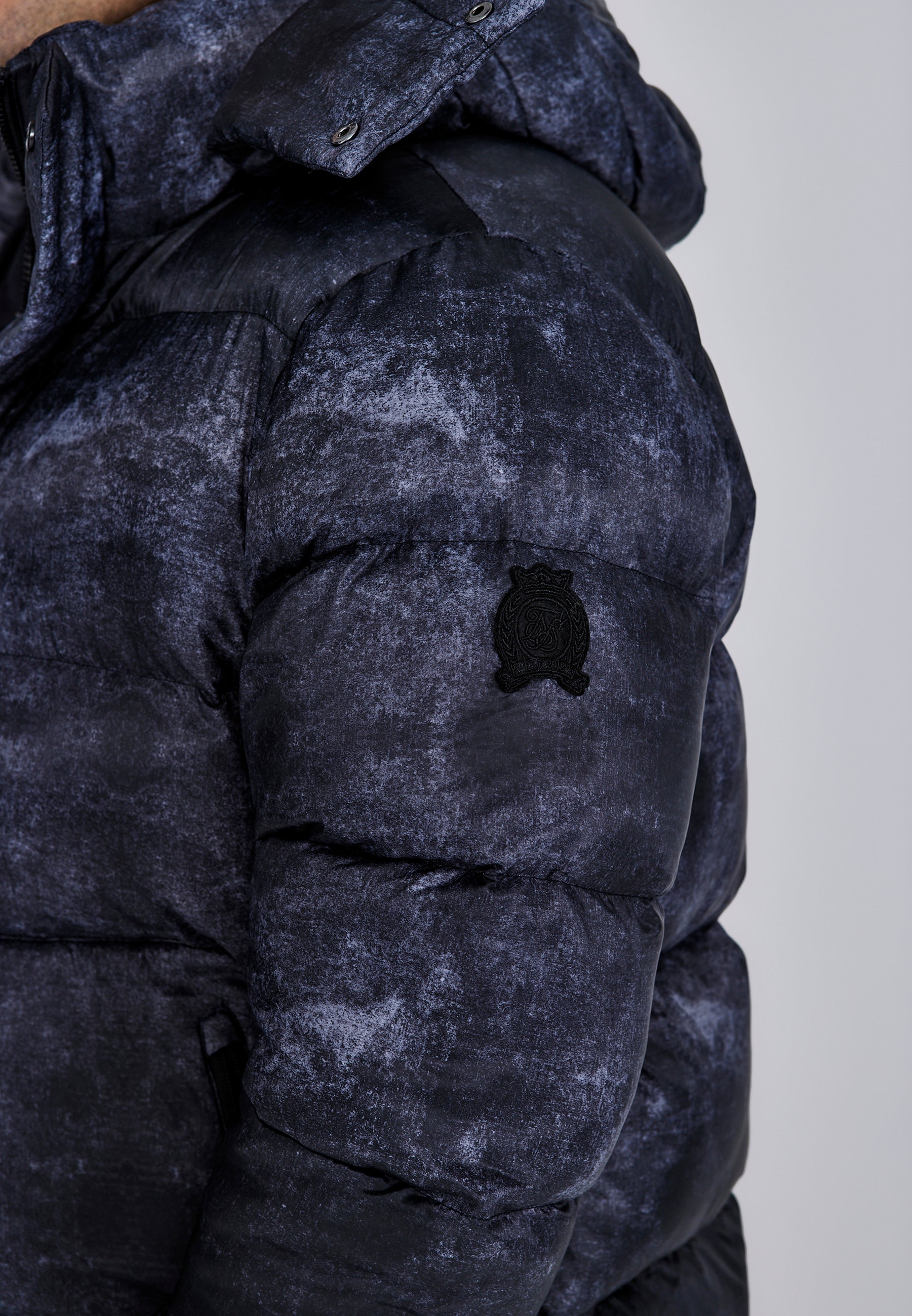 Puffer Jacket in Dark Grey Jacken SikSilk