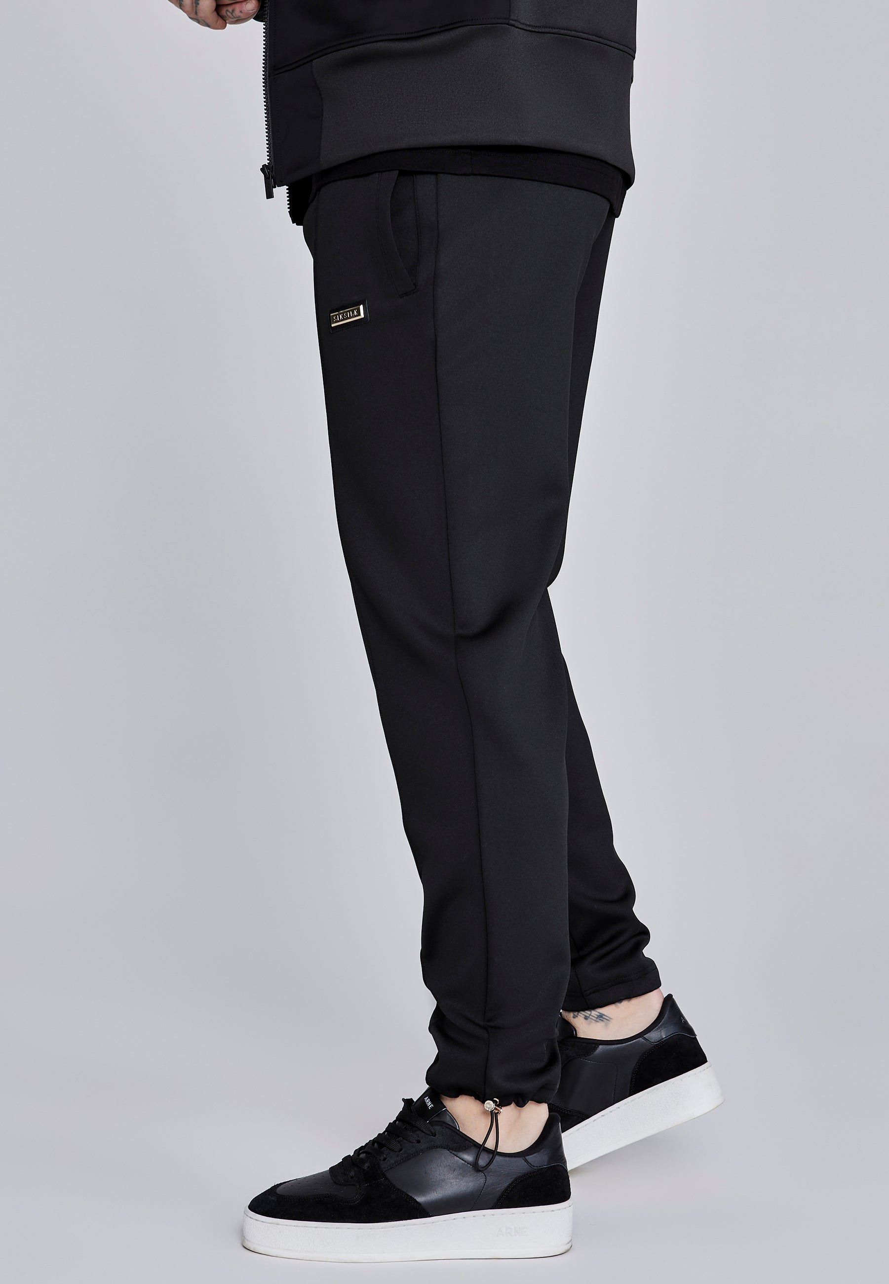 Smart Joggers in Black Hosen SikSilk