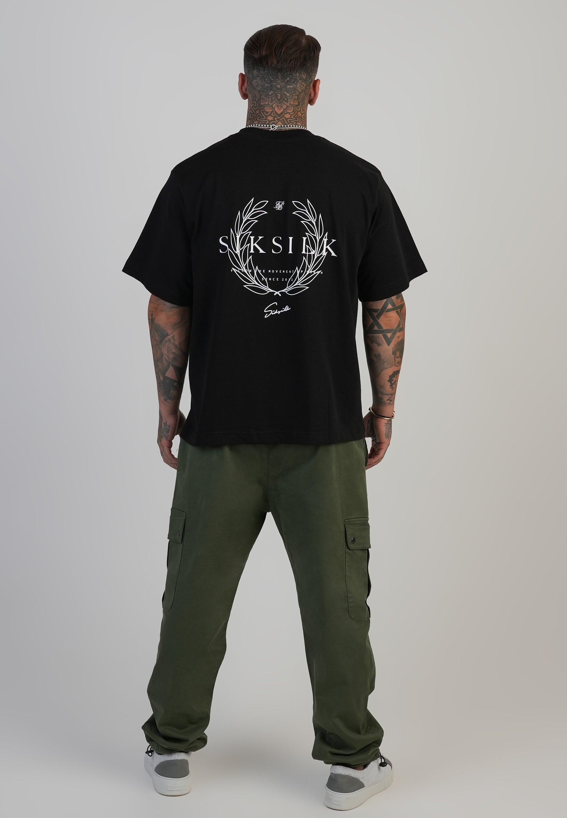 Loose Fit Cargos in Khaki Green Hosen SikSilk