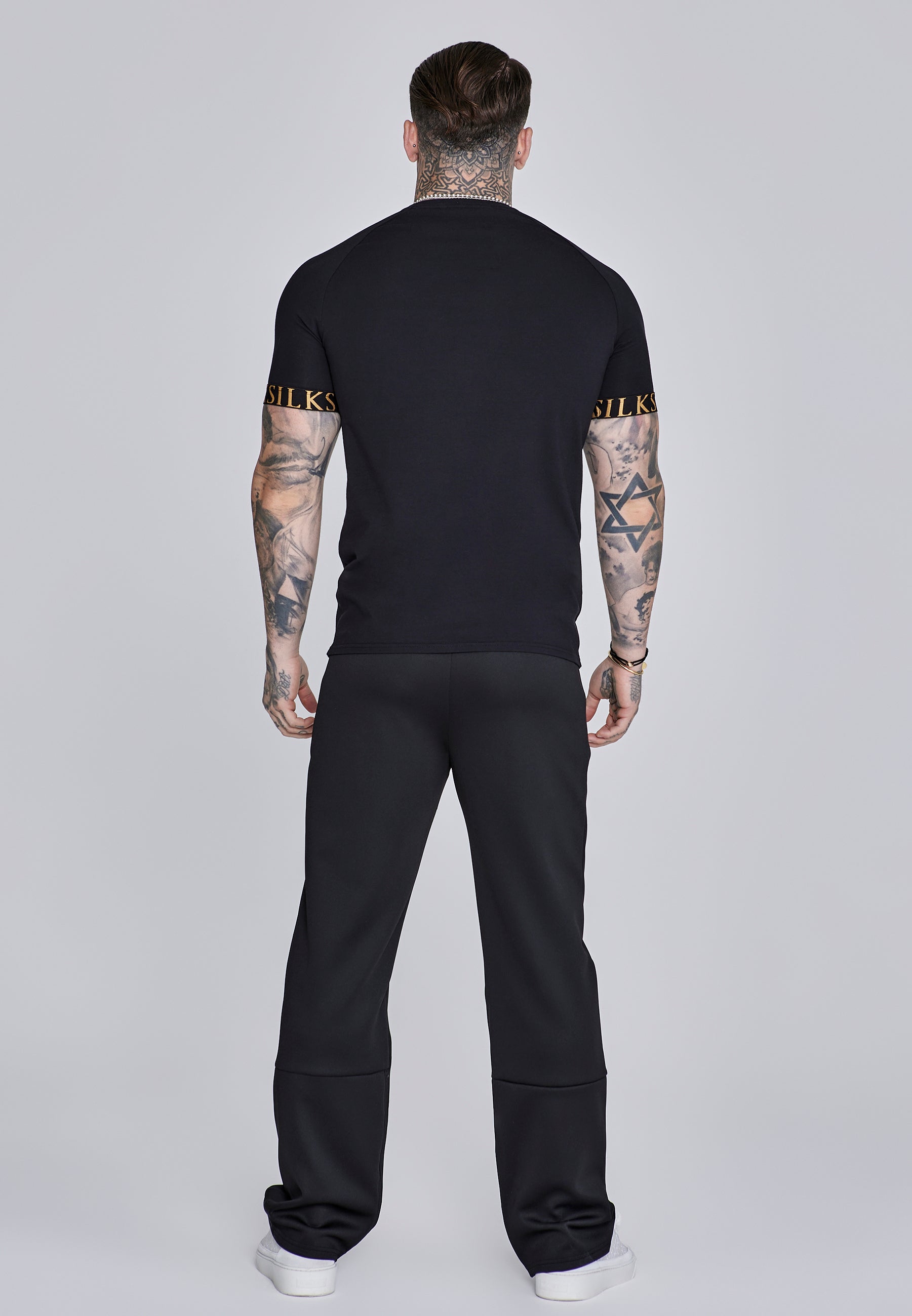 Track Pants in Black Hosen SikSilk