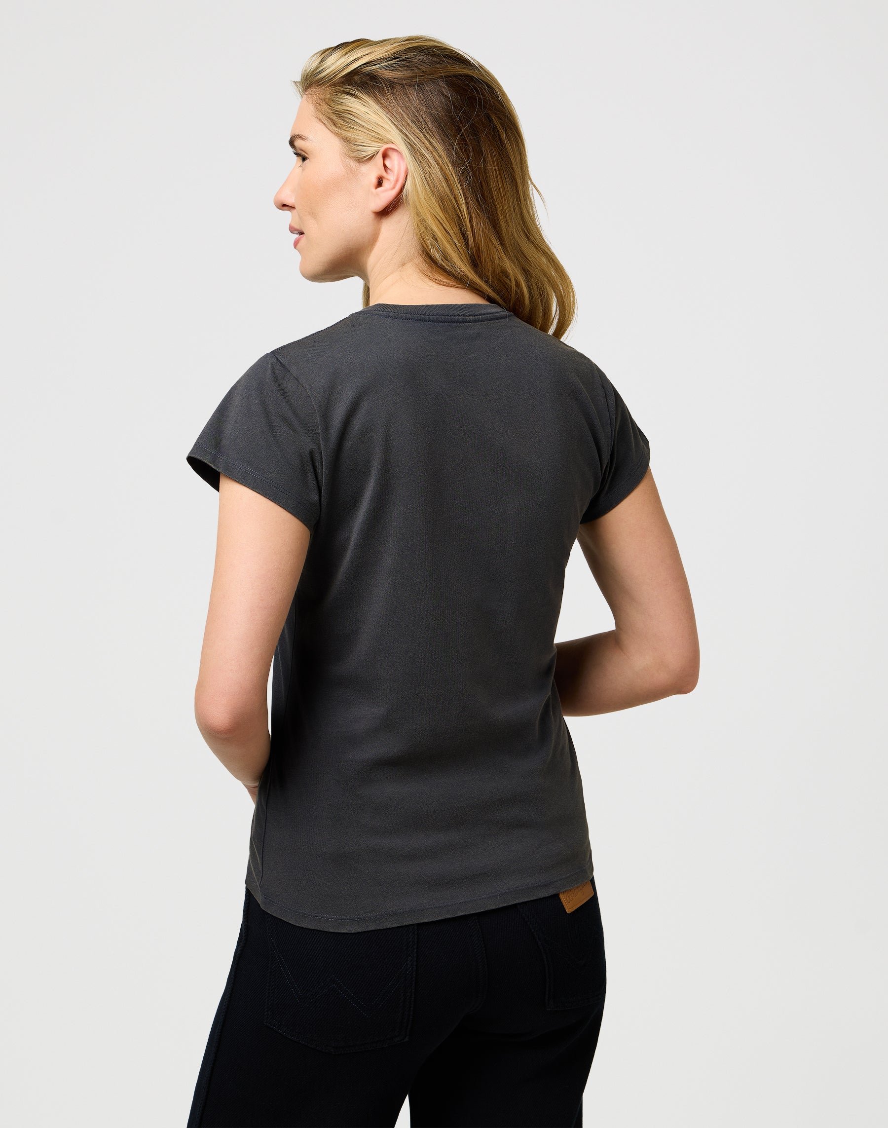 Shrunken Band Tee in Faded Black T-Shirts Wrangler