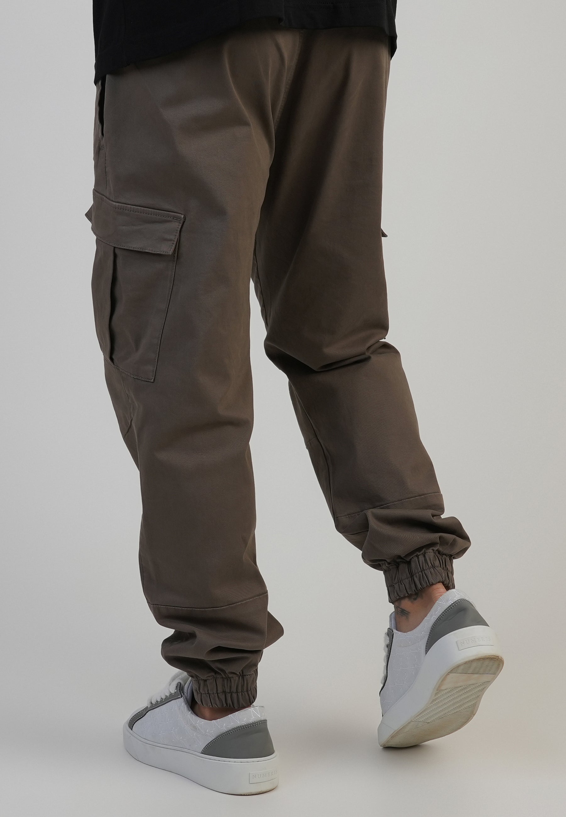 Slim Fit Cargos in Brown Hosen SikSilk
