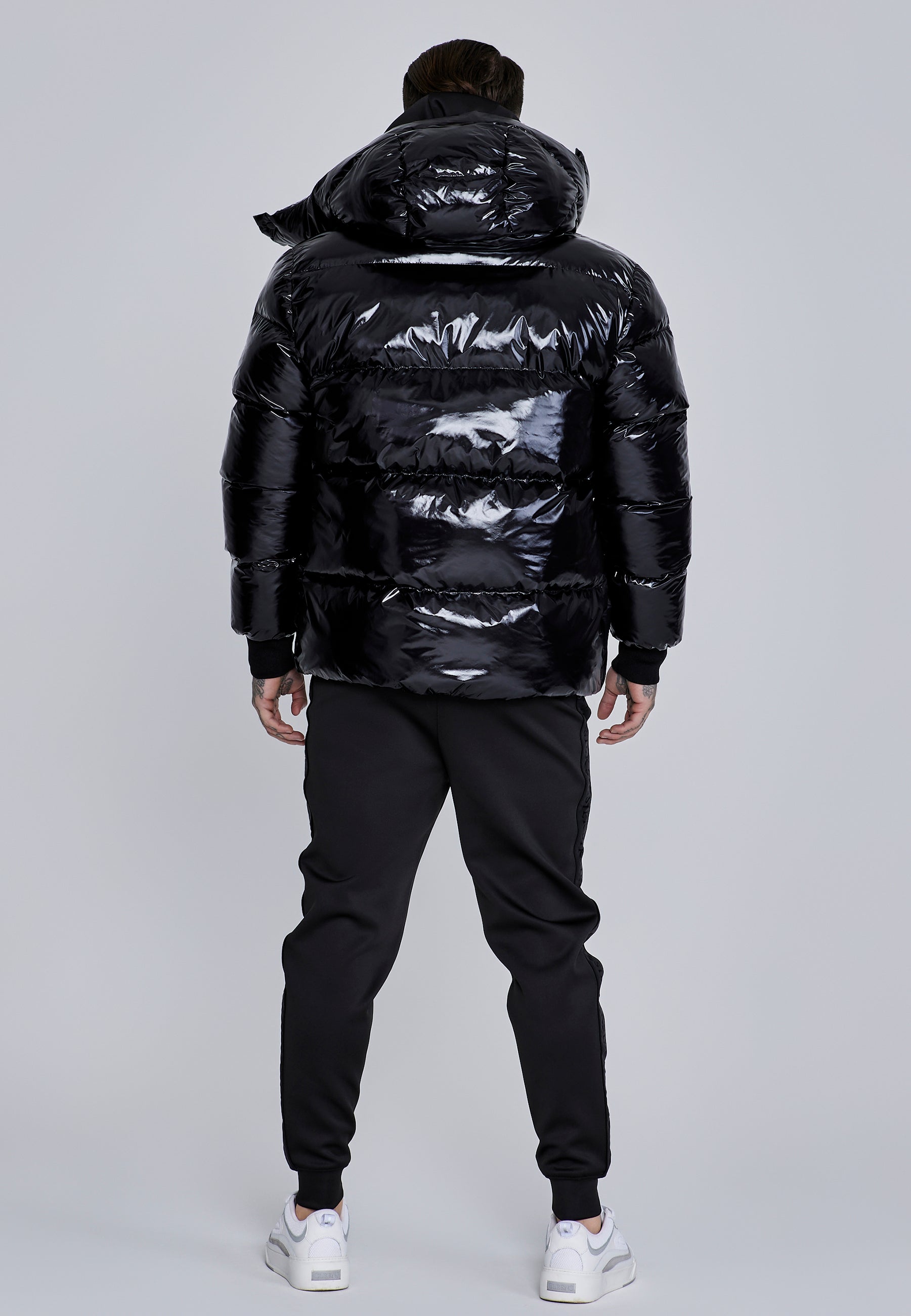 High Shine Puffer Jacket in Black Jacken SikSilk
